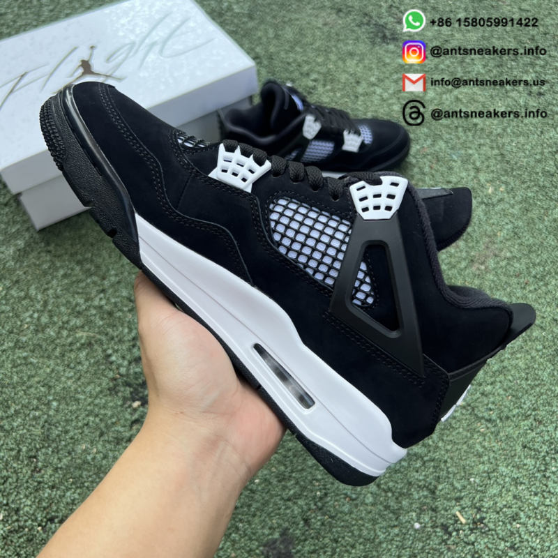 Air Jordan 4 Retro 'White Thunder' FQ8138-001