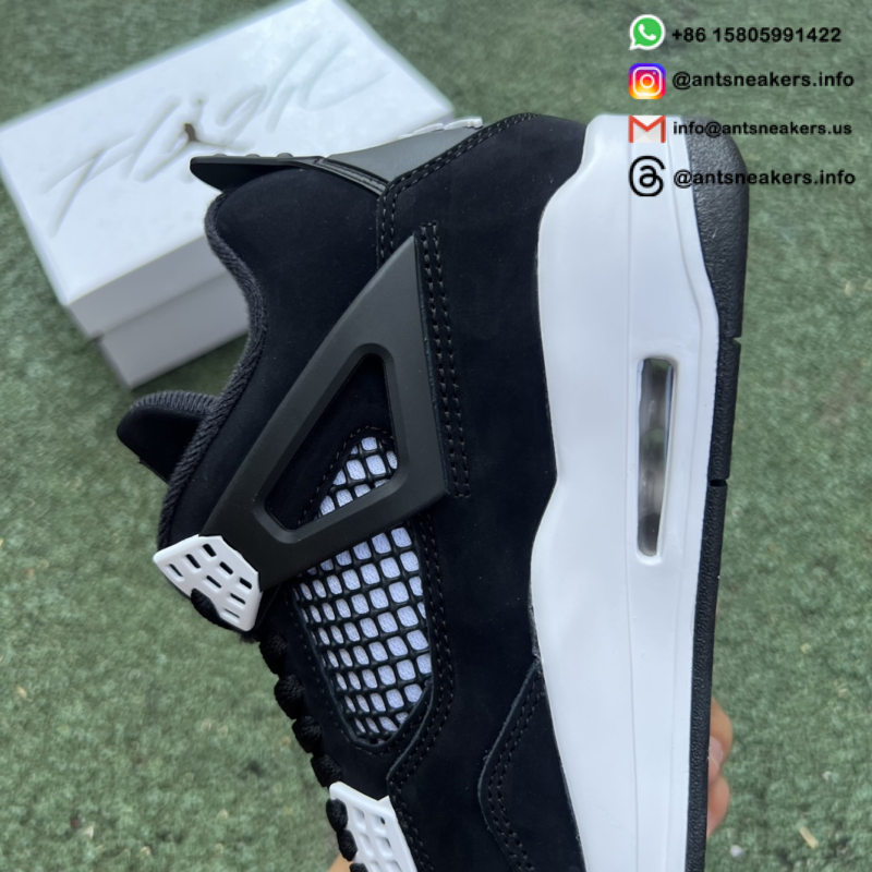 Air Jordan 4 Retro 'White Thunder' FQ8138-001