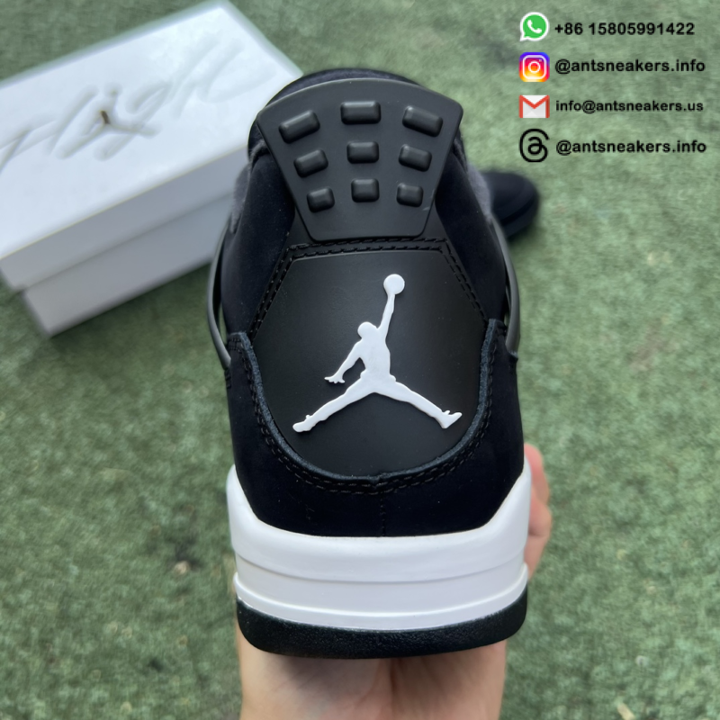 Air Jordan 4 Retro 'White Thunder' FQ8138-001