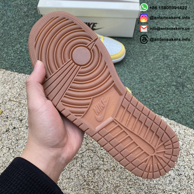 Travis Scott x Wmns Air Jordan 1 Retro Low OG SP 'Canary' DZ4137-700