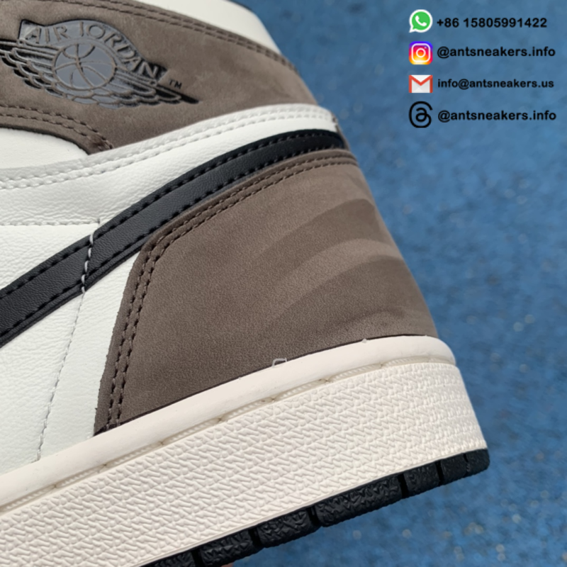 Air Jordan 1 Retro High OG 'Dark Mocha' 555088-105