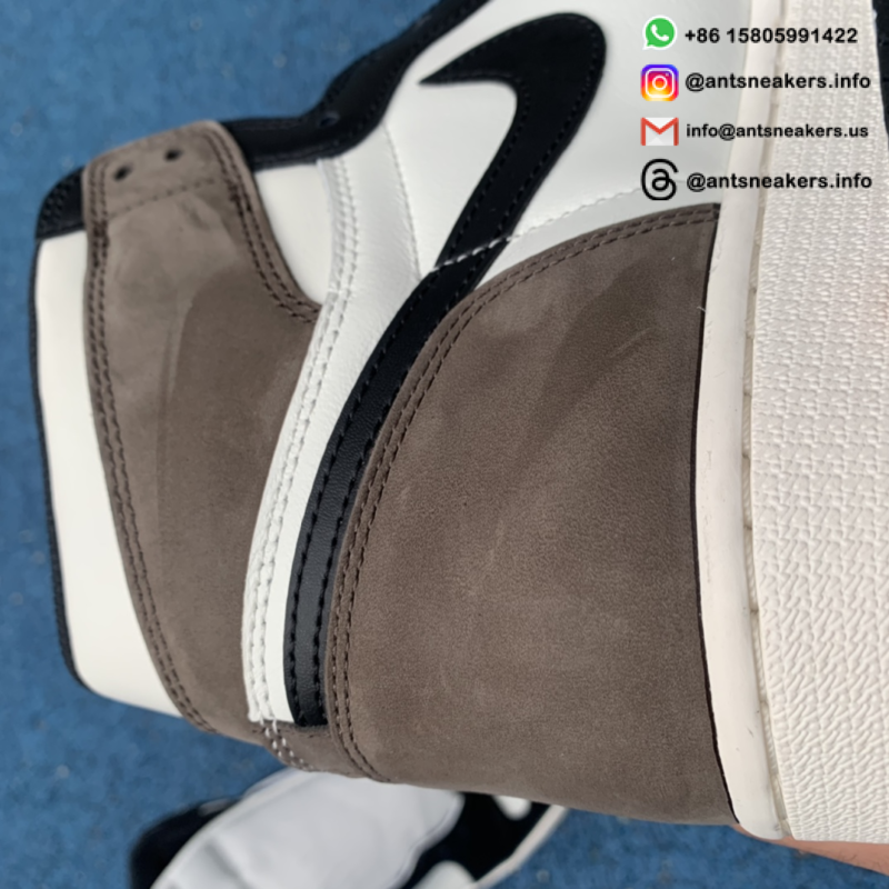 Air Jordan 1 Retro High OG 'Dark Mocha' 555088-105