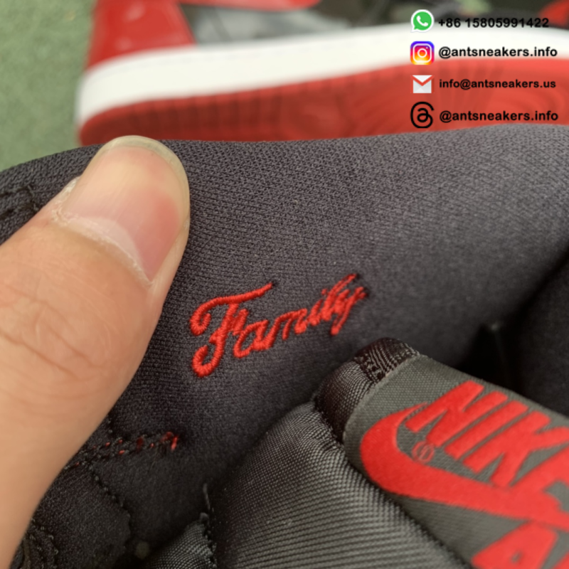 Air Jordan 1 Retro High OG 'Patent Bred' 555088-063