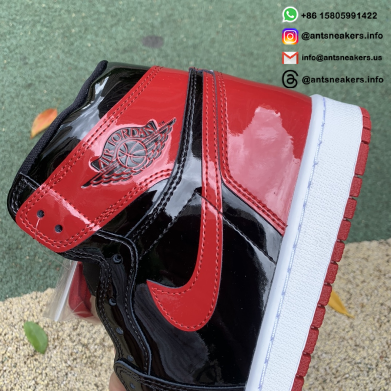 Air Jordan 1 Retro High OG 'Patent Bred' 555088-063