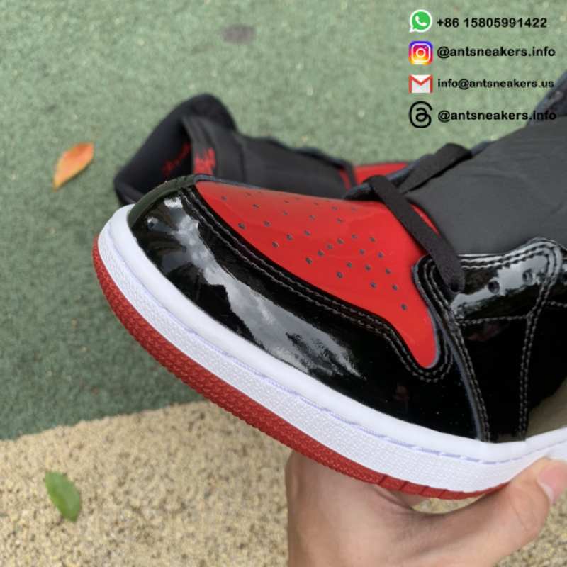 Air Jordan 1 Retro High OG 'Patent Bred' 555088-063