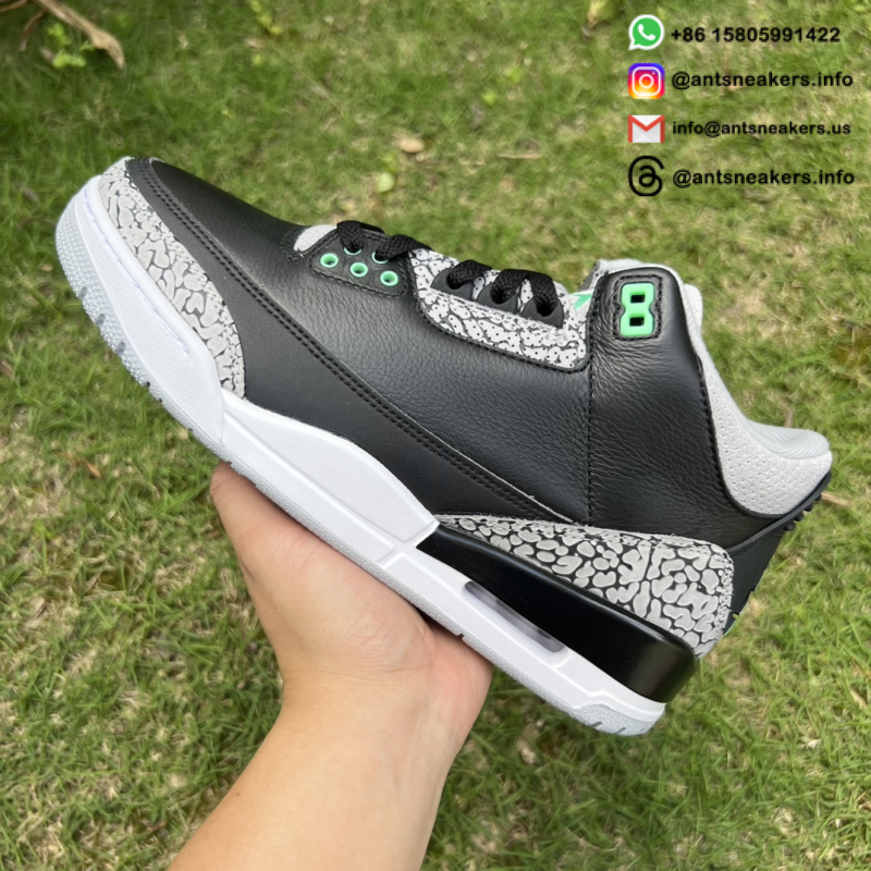 Air Jordan 3 Retro 'Green Glow' CT8532-031