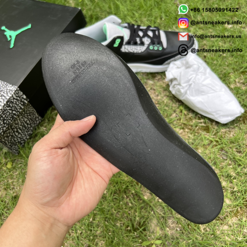 Air Jordan 3 Retro 'Green Glow' CT8532-031