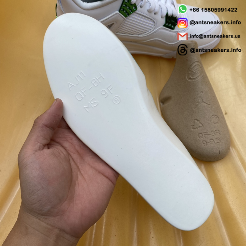 Air Jordan 4 Retro 'Green Metallic' CT8527-113