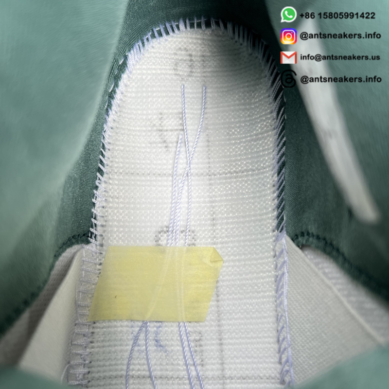 Air Jordan 4 Retro 'Oxidized Green' FQ8138-103