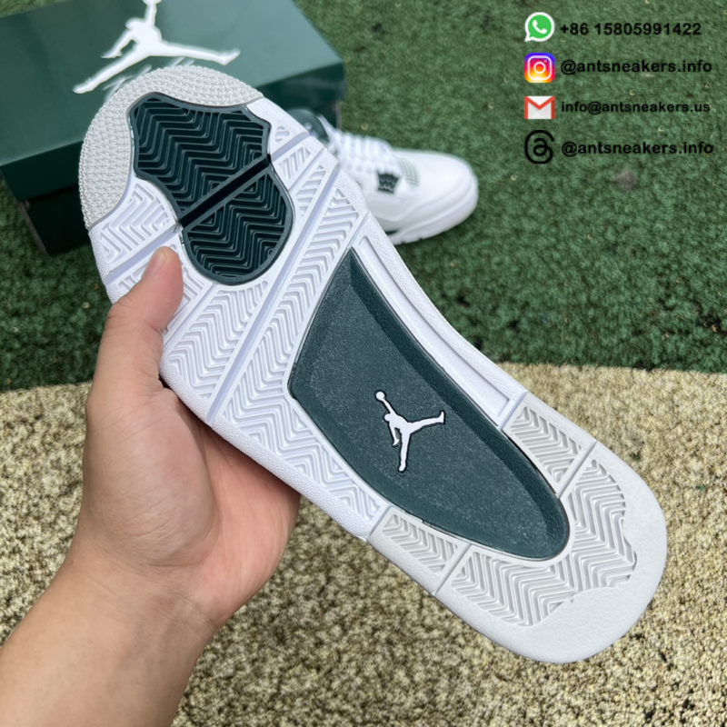 Air Jordan 4 Retro 'Oxidized Green' FQ8138-103