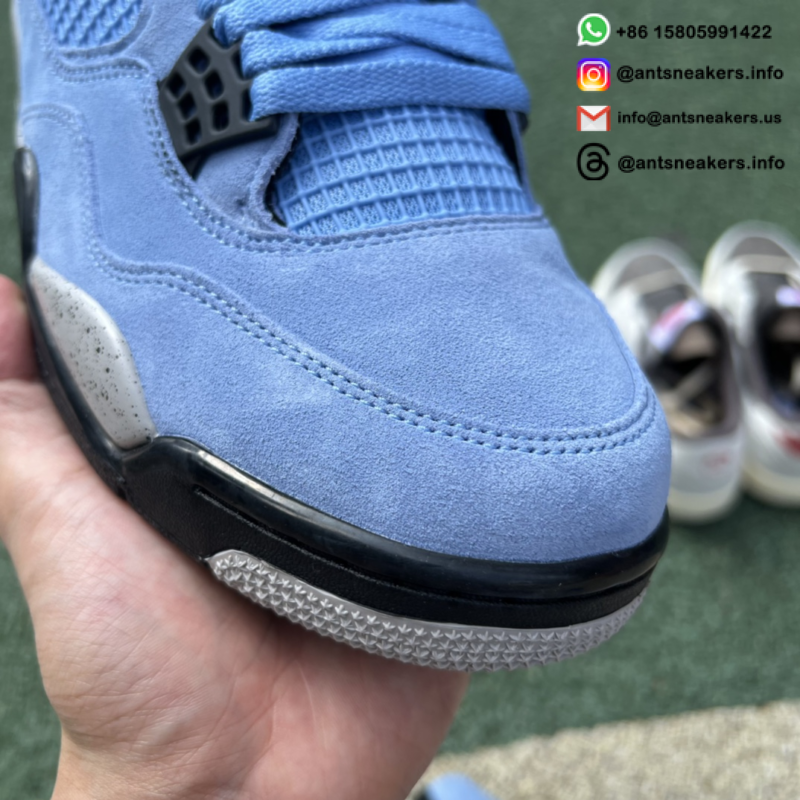 Air Jordan 4 Retro 'University Blue' CT8527-400