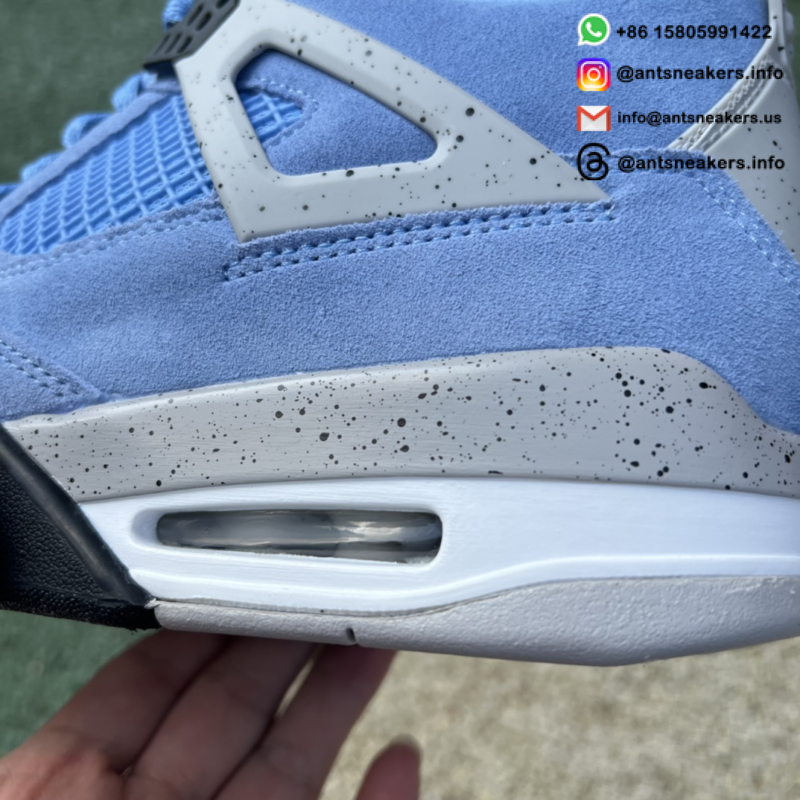 Air Jordan 4 Retro 'University Blue' CT8527-400