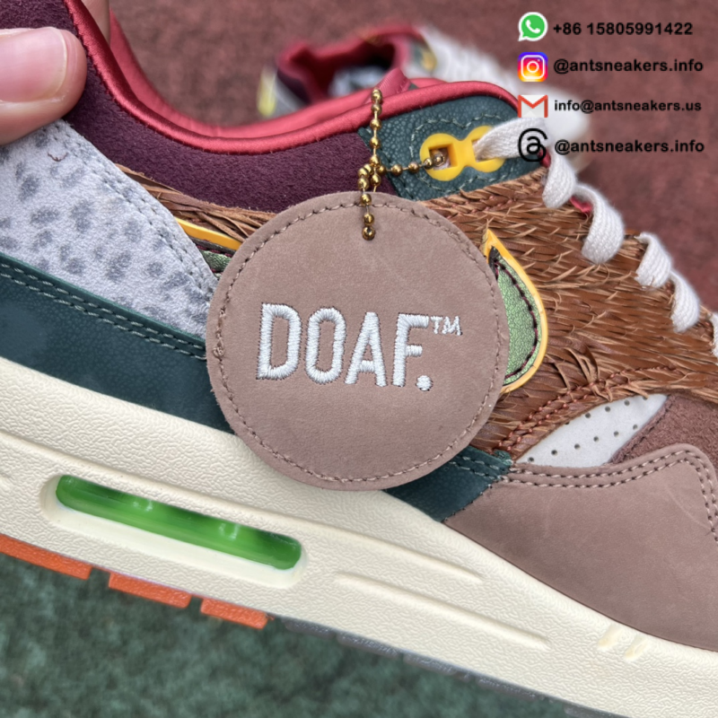 Nike Air Max 1 '87 Luxe 'University of Oregon' PE HQ2639-100