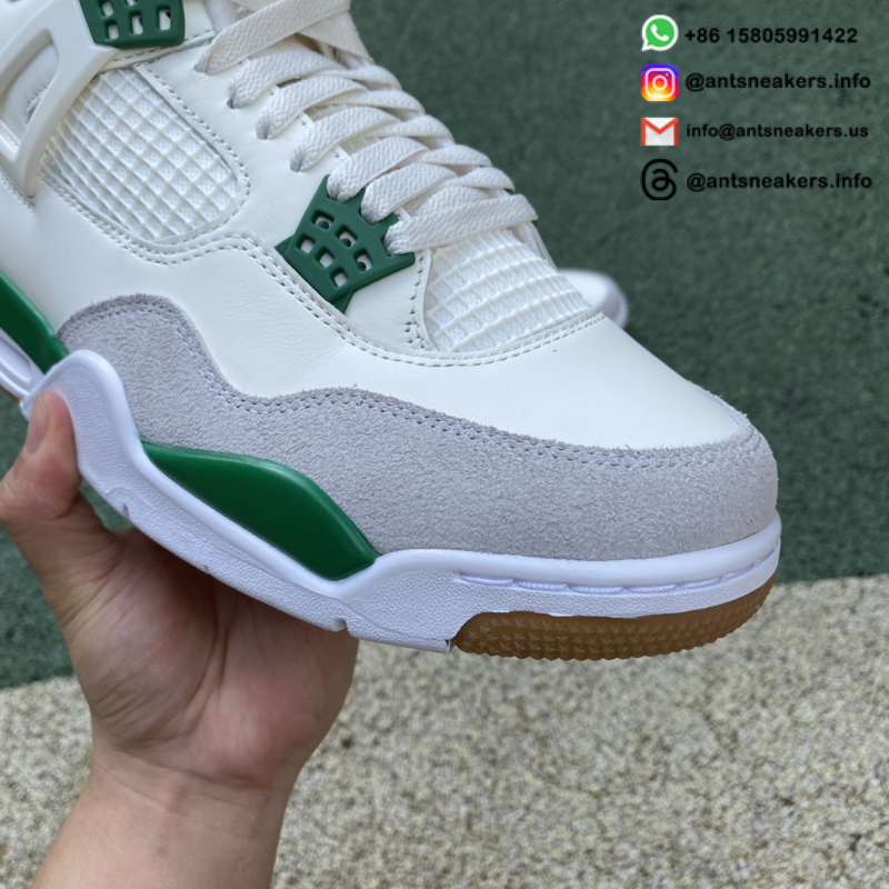 Nike SB x Air Jordan 4 Retro SP 'Pine Green' DR5415-103
