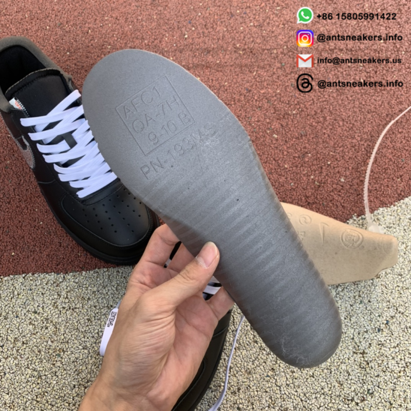 Off-White x Nike Air Force 1 Low '07 'MoMA' AV5210-001