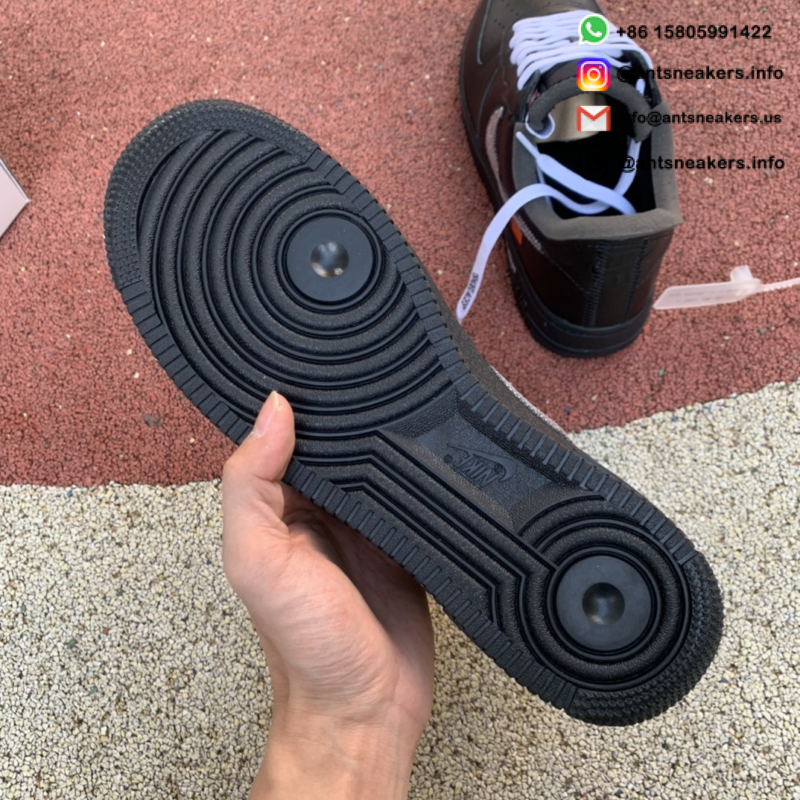 Off-White x Nike Air Force 1 Low '07 'MoMA' AV5210-001