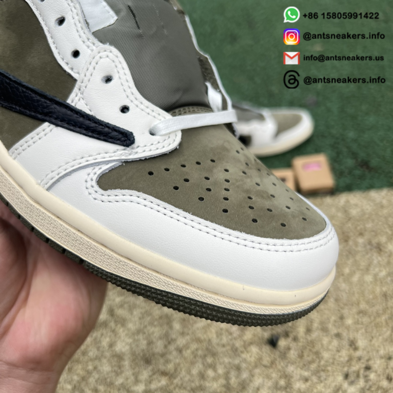 Travis Scott x Air Jordan 1 Low OG SP 'Medium Olive' DM7866-200