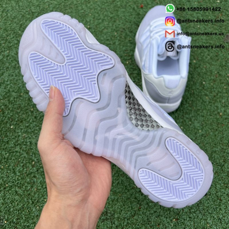 Wmns Air Jordan 11 Retro Low 'Pure Violet' AH7860-101