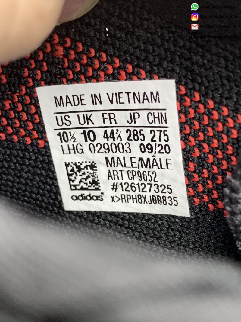 Yeezy Boost 350 V2 'Bred' CP9652