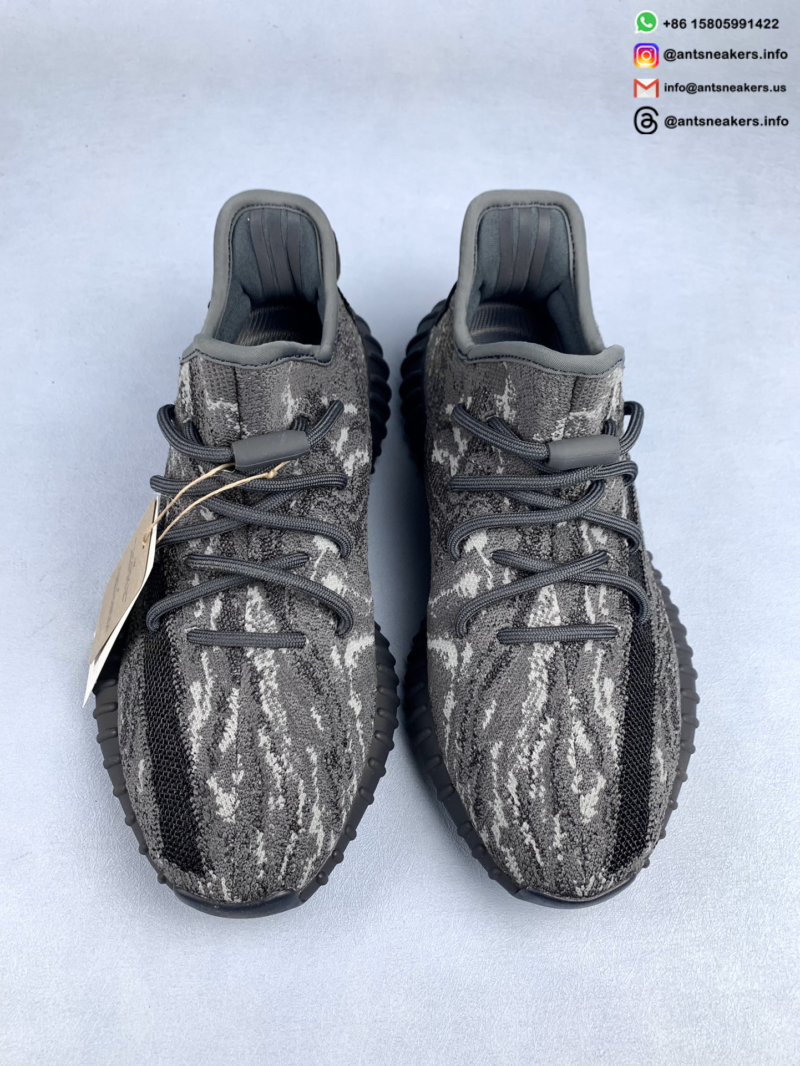 Yeezy Boost 350 V2 'MX Dark Salt' ID4811