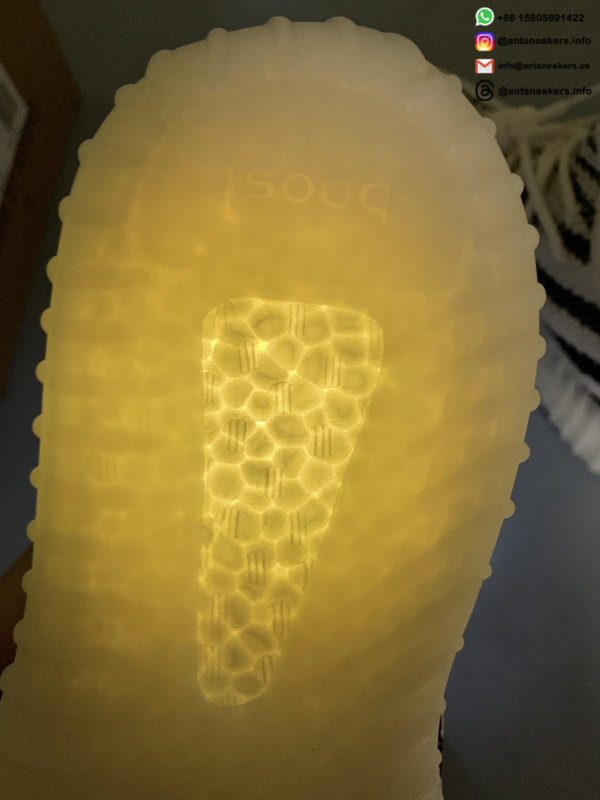 Yeezy Boost 350 V2 'Zebra' 2022/2023 CP9654 - Image 3