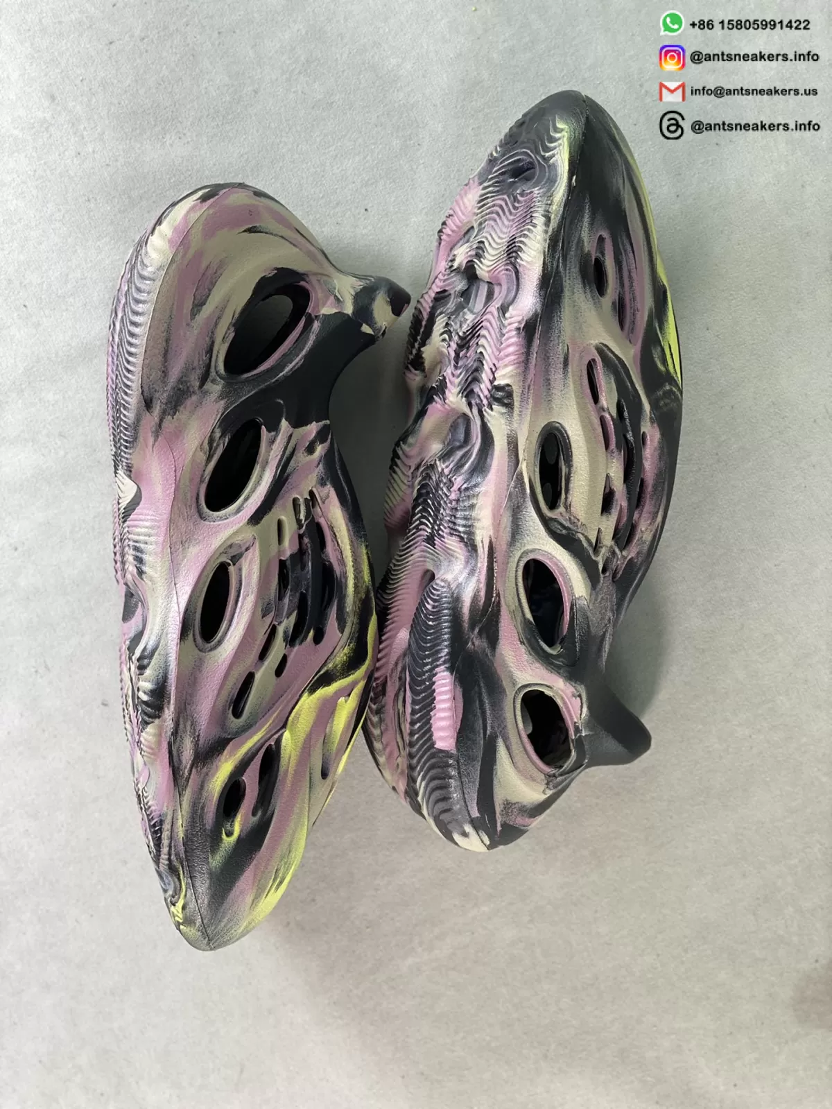 Yeezy Foam Runner 'MX Carbon' IG9562