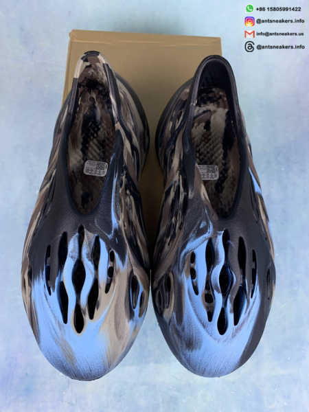 Yeezy Foam Runner 'MX Cinder' ID4126 - Image 9