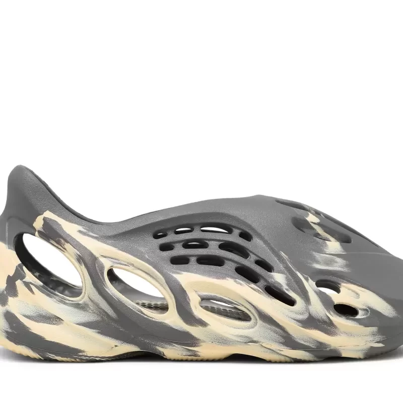 Yeezy Foam Runner 'MXT Moon Grey' GV7904