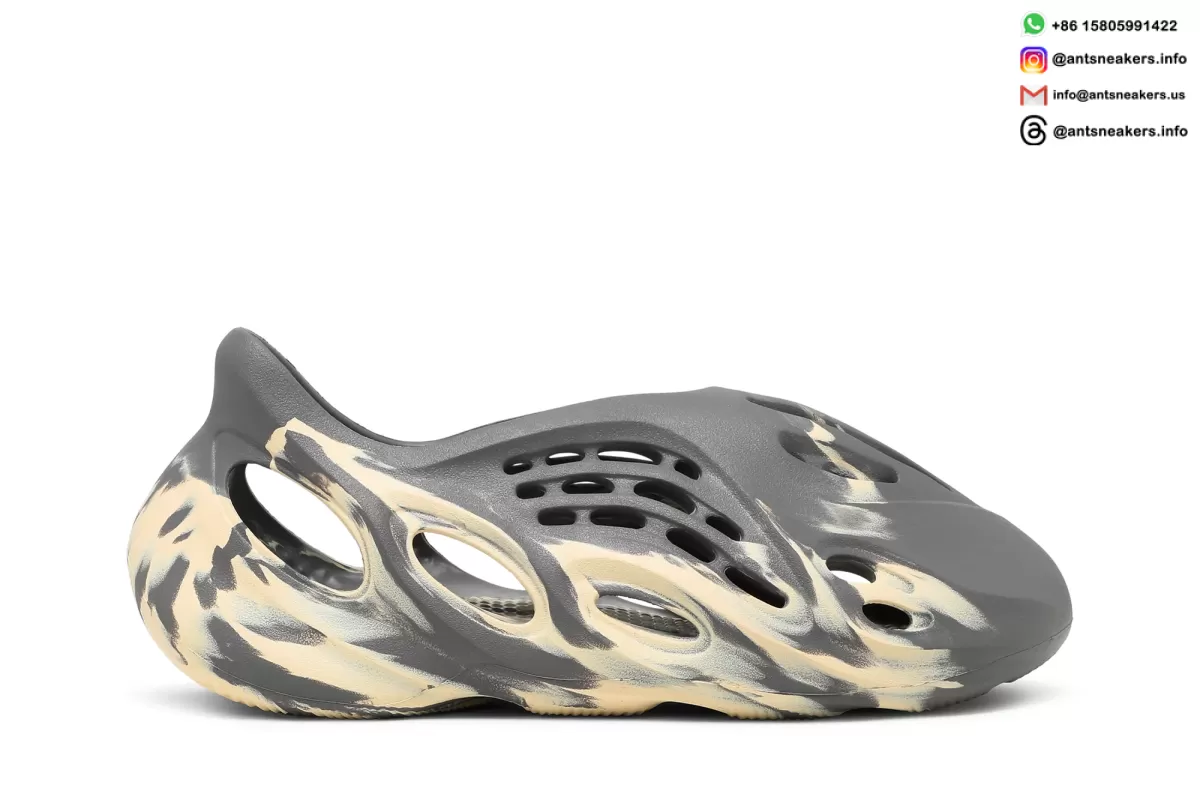 Yeezy Foam Runner 'MXT Moon Grey' GV7904