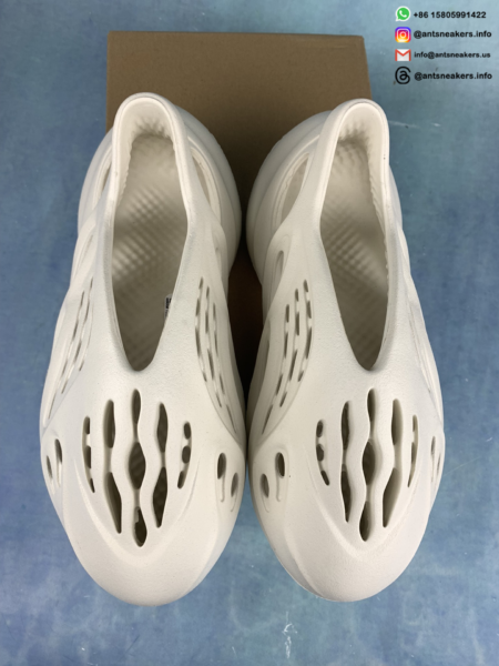 Yeezy Foam Runner 'Sand' FY4567 - Image 6