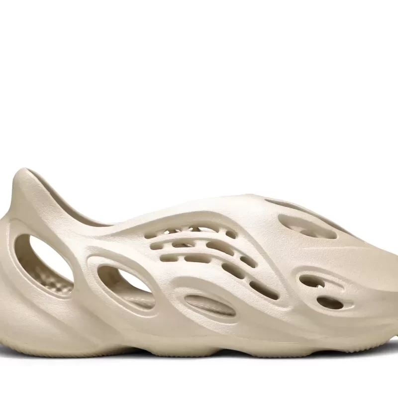 Yeezy Foam Runner 'Sand' FY4567 Sneakers Running Shoes