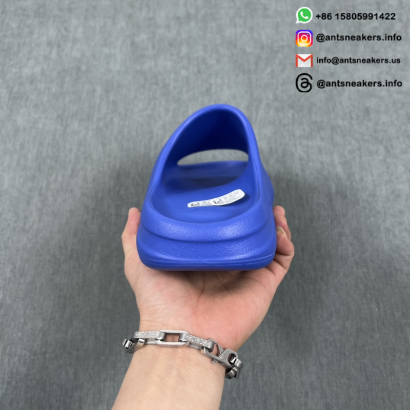 Yeezy Slides 'Azure' ID4133