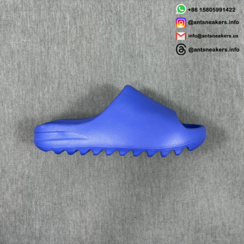 Yeezy Slides 'Azure' ID4133