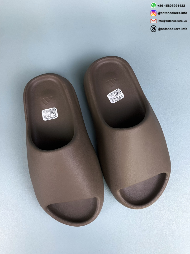 Yeezy Slides 'Flax' FZ5896