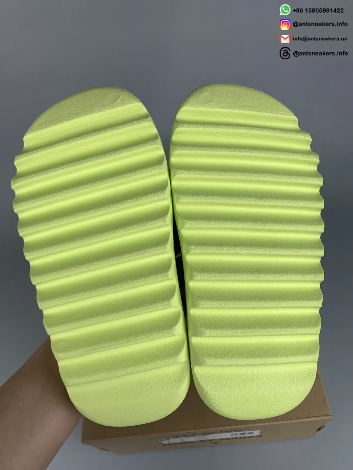 Yeezy Slides 'Glow Green' 2022 HQ6447