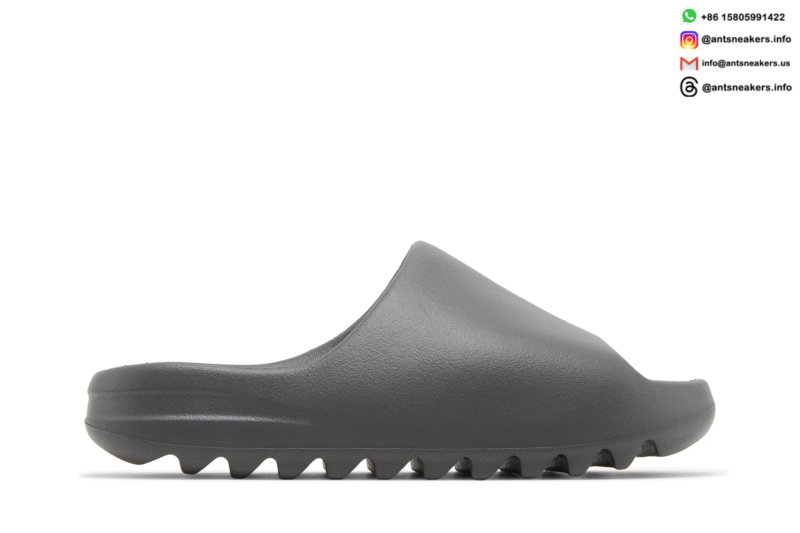 Yeezy Slides 'Granite' ID4132