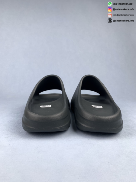 Yeezy Slides 'Granite' ID4132 - Image 6
