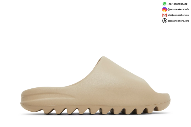 Yeezy Slides 'Pure' 2021 Re-Release GW1934