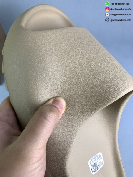Yeezy Slides 'Pure' 2021 Re-Release GW1934 - Image 7