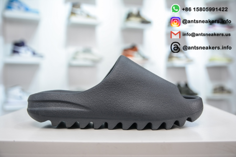Yeezy Slides 'Slate Grey' ID2350