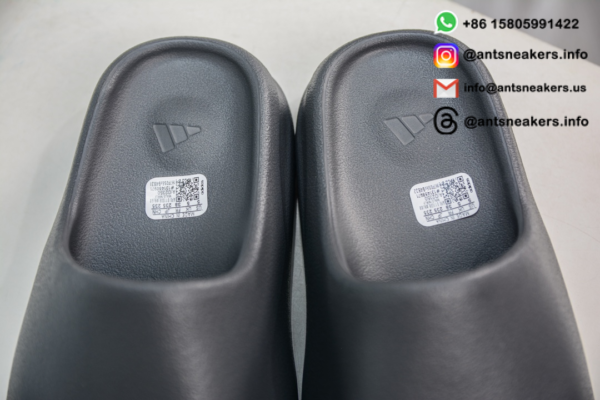Yeezy Slides 'Slate Grey' ID2350 - Image 4