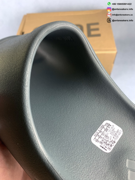 Yeezy Slides 'Slate Marine' ID2349 - Image 7