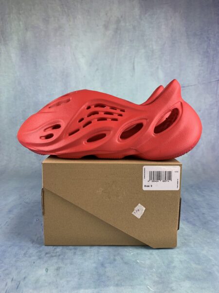 Yeezy Foam Runner 'Vermilion' GW3355 - Image 2