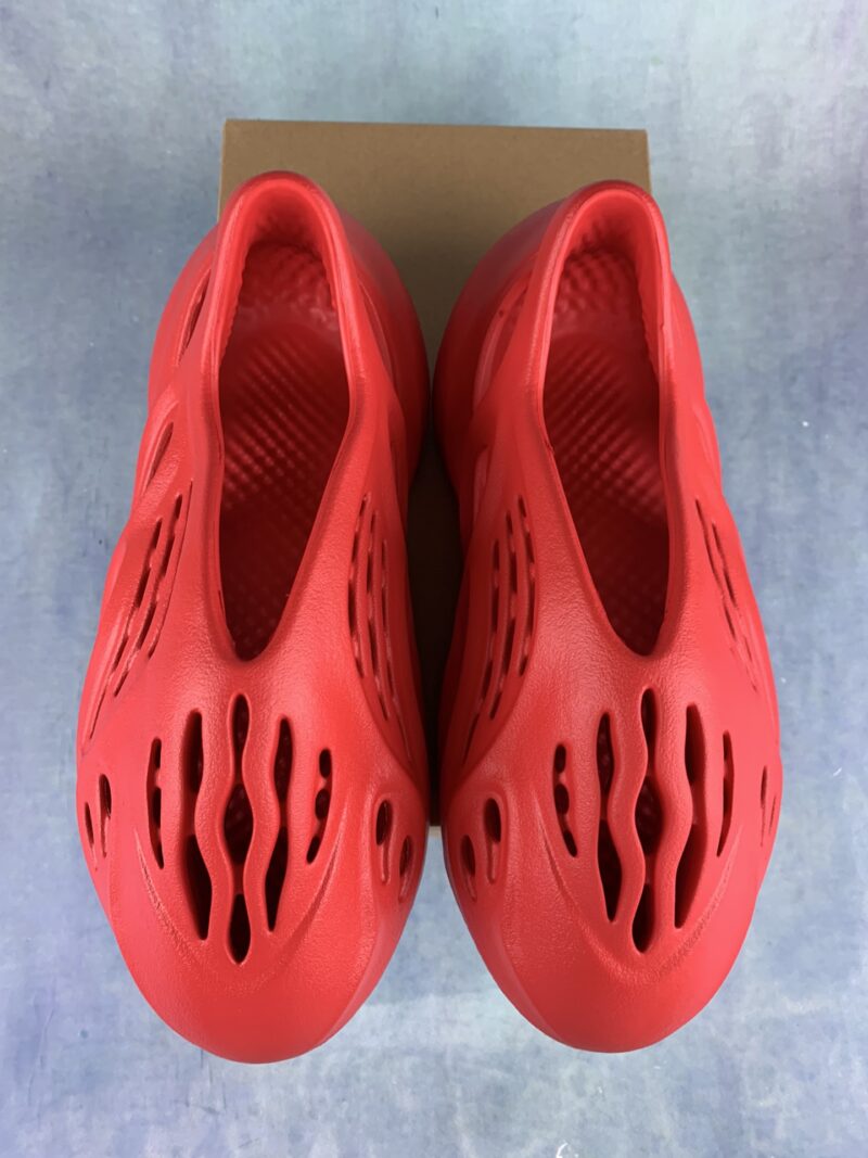 Yeezy Foam Runner 'Vermilion' GW3355