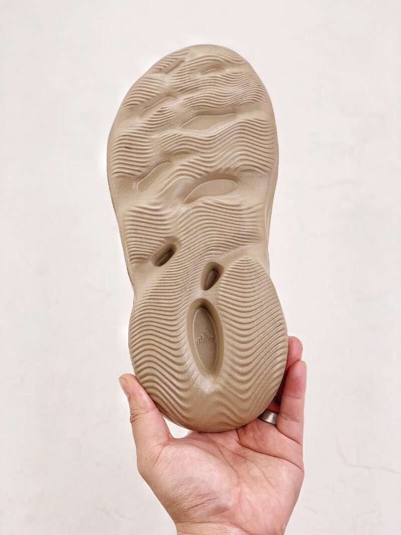 Yeezy Foam Runner 'Mist' GV6774