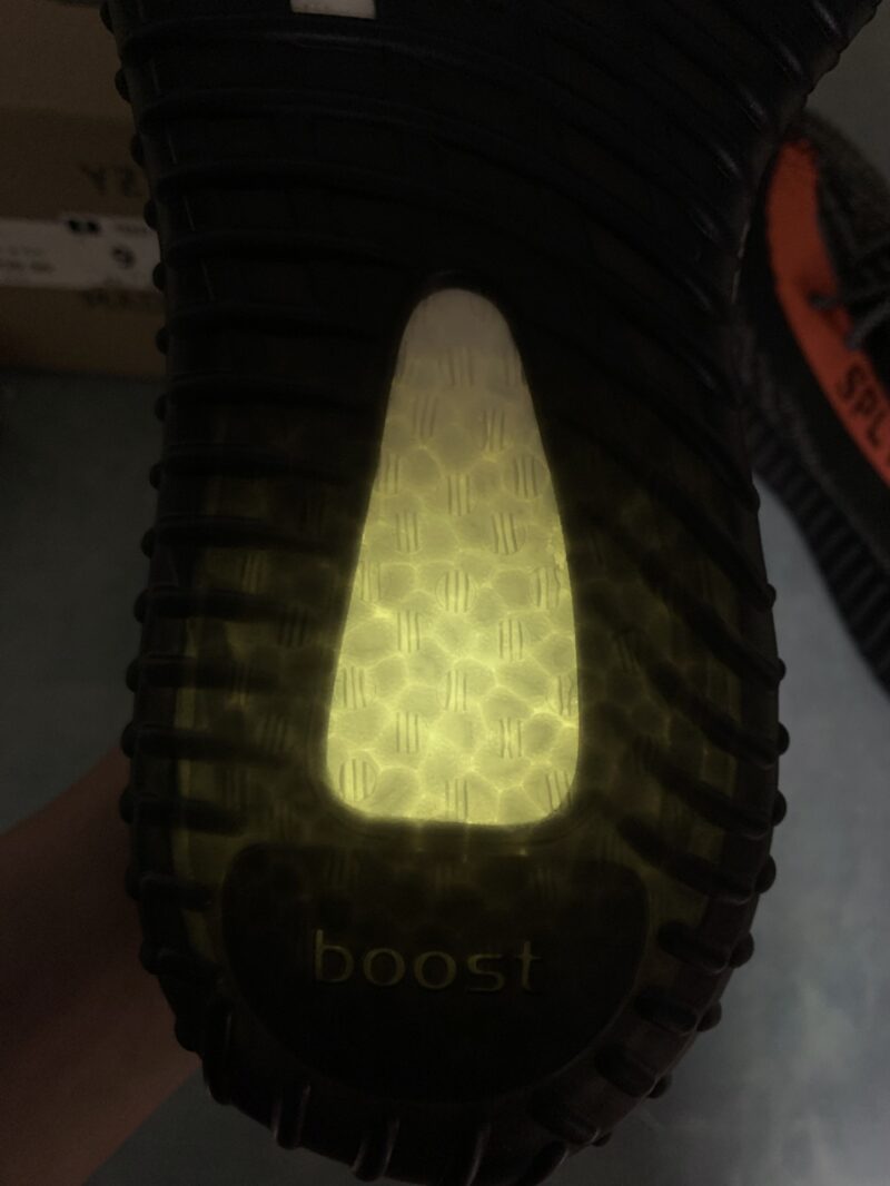 Yeezy Boost 350 V2 'Carbon Beluga' HQ7045