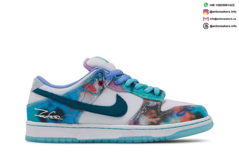Futura Laboratories x Nike Dunk Low SB 'Bleached Aqua' HF6061-400
