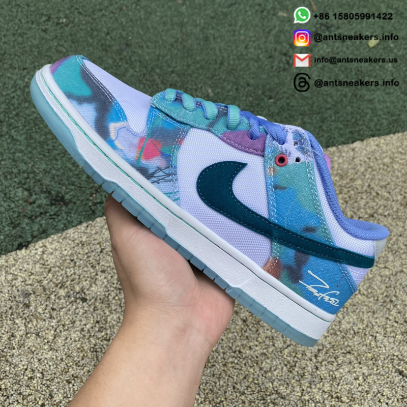 Futura Laboratories x Nike Dunk Low SB 'Bleached Aqua' HF6061-400