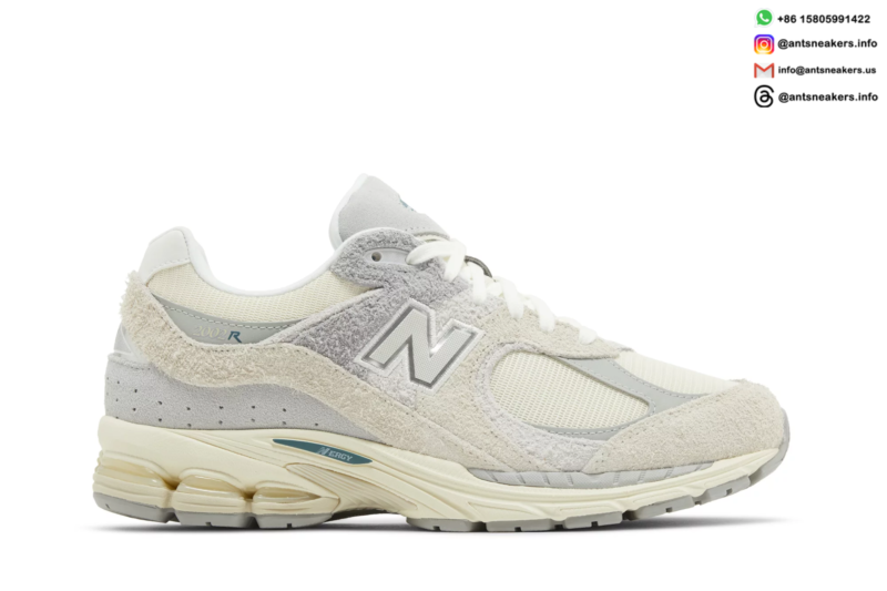 New Balance 2002R 'Linen' M2002REK