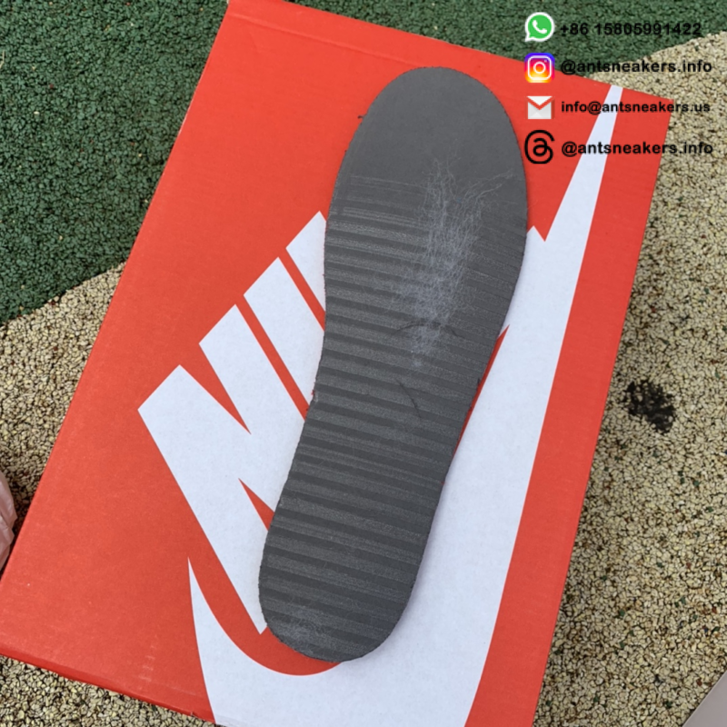 Nike SB Dunk Low Retro SP 'St. John's' CU1727-100
